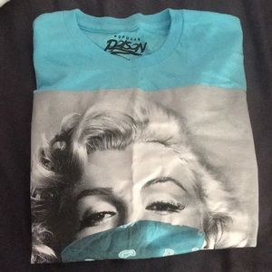 Blue Marilyn Monroe shirt